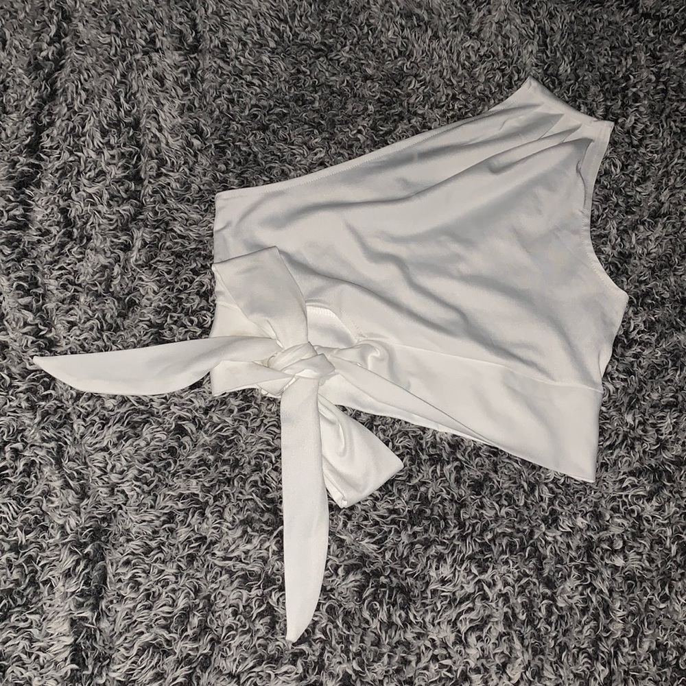 One strap white crop top w/ adjustable bow